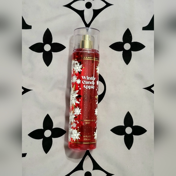 BBW ❤️ Winter Candy Apple Mist - Picture 1 of 2